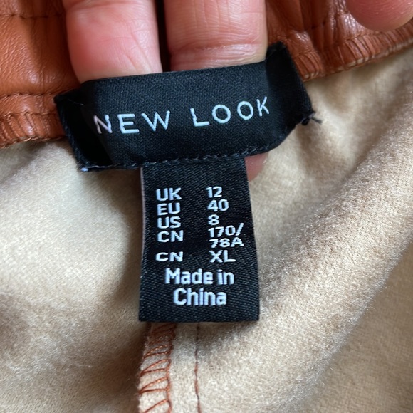 ASOS new look leather look sweatpants in rust - Picture 5 of 8